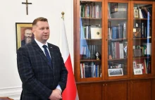 Sondaż. Fatalne oceny ministra Czarnka. Ponad 80 proc. młodych Polaków ocenia go