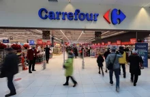 UOKiK postawił zarzuty sieci Carrefour.Poszło o opłatę pobieraną od kontrahentów