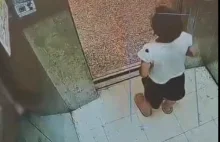 Chiński ośmiolatek i winda