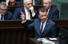 "Szok w PiS" Mariusz Błaszczak wyszedł z posiedzenia sejmowych komisji.