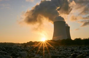 Matysiak z Lewicy: Nie stać nas na zmianę lokalizacji elektrowni jądrowej