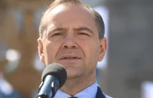 Tatuaże Karola Nawrockiego. Piszą, co ma wytatuowane na klatce piersiowej