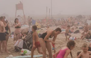 Supermgła na plażach w Trójmieście! Widok jak z horrroru