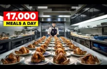 [EN] Lotniskowiec 17 000 posiłków dziennie