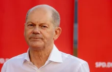 Rosjanie zagrali na nosie Niemcom. Kanclerz Olaf Scholz szuka winnych