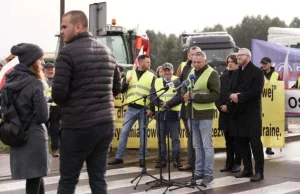Dziennikarze polskich mediow przeciwko protestowi przewoznikow