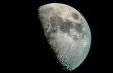Księżyc jest nudny