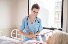 Od 1 lipca pielęgniarki i położne z podwyżką wynagrodzeń o 13 proc.
