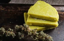 Seniorzy kupli na targu masło na "bóle stawowe". Masło zawierało marihuane.