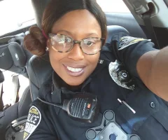 Policjantka z Missisipi próbowała ukraść buty na służbie.