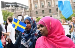 Szwecja chce wyrzucać imigrantów, którzy zarabiają poniżej 2322eur