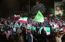 Ludzie wyszli na ulice. Iran świętuje atak na Izrael