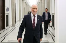 Macierewicz reaguje na likwidację podkomisji.