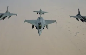 Macron: Francja wyśle myśliwce Rafale do ochrony przestrzeni powietrznej Polski