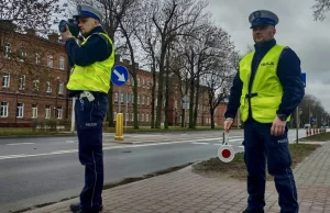 Kierowcy dają się podpuszczać przez znak D-13. A policja tylko na to czeka