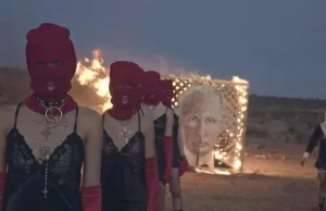 "Prochy Putina". Nowy performance grupy Pussy Riot nie spodoba się na Kremlu