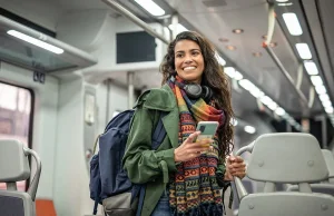 Hiszpania przedłużyła swój program darmowych przejazdów pociągami do grudnia 23r