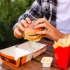 Ceny fast foodów rosną szybciej niż inflacja. Wyższe ceny zwiększają zyski