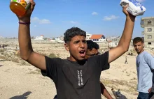 Gazanie przełamali blokadę Hamasu i dziękowali Ameryce za pomoc żywnościową