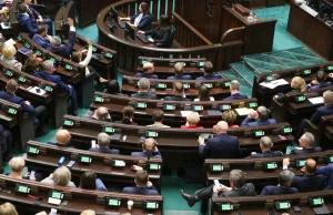 Sejm: Politycy niemal jednogłośni. Wskazują na brak pracy