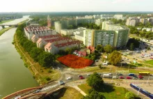 Miasto Wrocław sprzedało atrakcyjną działkę przy zabytkowych mostach Trzebnickic