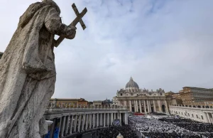 10 lat temu papież Benedykt XVI zapowiedział rezygnacje z papiestwa