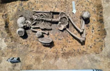 Śląsk. Szkielet bez stóp i dłoni odkryto podczas budowy marketu