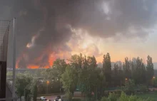Potężny pożar w Warszawie. Płonie centrum handlowe