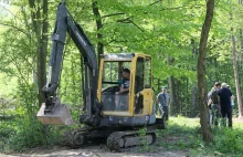 Ukraina rozpocznie prace ekshumacyjne w Polsce. Są szczegóły