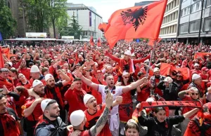 50 osób w areszcie. Policja zapobiegła zamieszkom przed meczem Włochów z Albanią