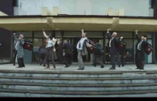 Ta reklama giganta branży krypto wywołała aferę na miarę dżinsów Sydney Sweeney