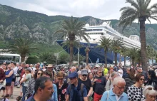 Turystyka pozwala zarabiać krocie. Wydajemy więcej na podróże niż w 2019