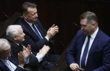Sukcesja w PIS po Kaczyńskim na niby