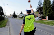 Czy policjant może "prosić do kontroli" bez powodu? To prawo trzeba zmienić!