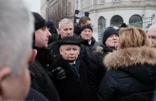 Kaczyński zwyzywał mężczyznę, któremu w 2002 Lech powiedział: "Spieprzaj dziadu"