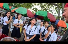 Jak łatwo i przyjemnie nawiązywać kontakty z młodymi kobietami w Azji