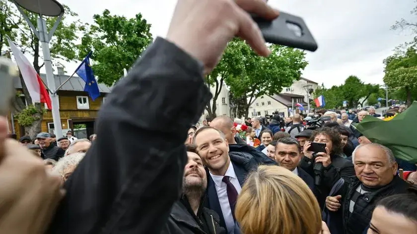 Jerzy Ż. sprzedał mieszkanie Nawrockiemu. "Rozmawialiśmy z jego dziećmi"