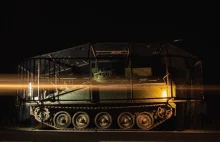 Pułk Kalinowskiego używa brytyjskiego transportera