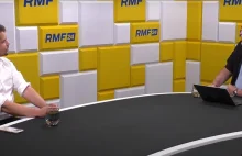 Spięcie Michała Kołodziejczaka z Robertem Mazurkiem w radiowym studiu.