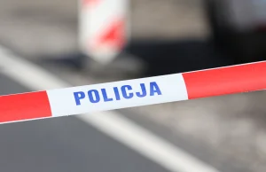 Policjant dotkliwie pobił partnerkę na imprezie. Był poszukiwany