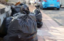 W tym mieście ogłoszono stan wyjątkowy. Tony śmieci na ulicach
