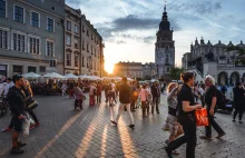 Polska wśród najszczęśliwszych krajów Europy. Zaskakujące dane Eurostatu