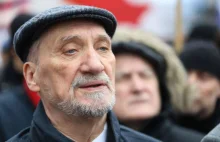 Katastrofa smoleńska. Macierewicz zawiadamia prokuraturę ws. zamachu.