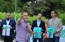 Protest przeciw wycince drzew. Mieszkańcy Krakowa bronią zieleni