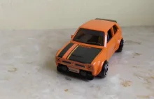 Hot Wheels Honda Civic I z 1973 roku z Biedronki - YouTube