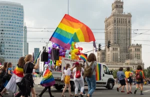 Więzienie za znieważenie osób LGBT? Tak pomysł komentuje prawica