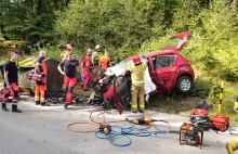 Miały spowalniać ruch. Po tragicznym wypadku w okolicach Gdańska będą usunięte.