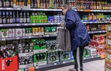 Rząd zamyka "furtkę sokową". Policzyliśmy, o ile podrożeją piwa i energetyki