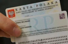 Rząd zrewiduje zasady przyznawania Karty Polaka oraz zakres wsparcia dla jej pos