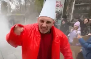 Tiktoker Crawly przekroczył granice. Jest wniosek o wydalenie go z Polski